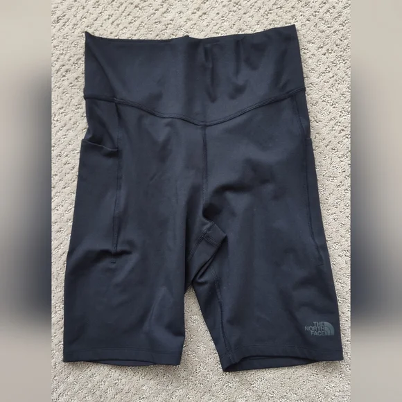 The North Face Women's Black Bike Shorts - Picture 1 of 6